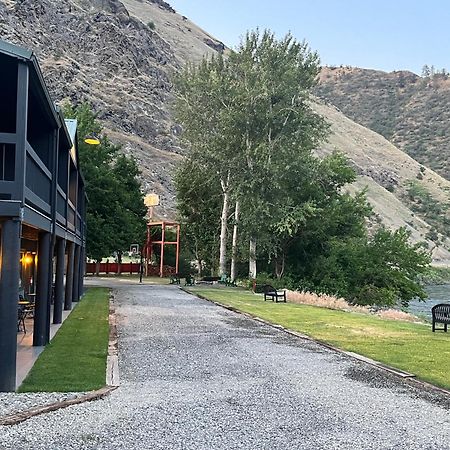 Steelhead Lodge Lucile Екстер'єр фото
